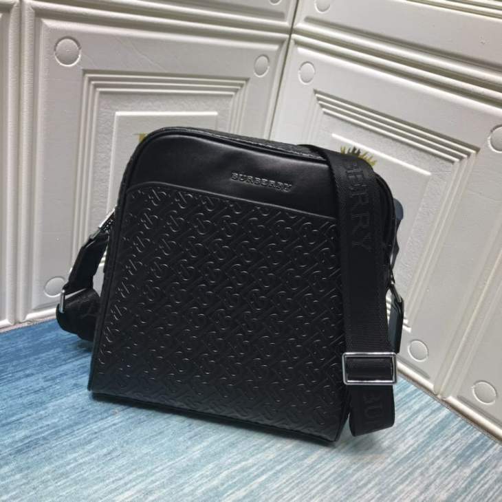 Picture of Burberry Mens Bags _SKUfw99224288fw
